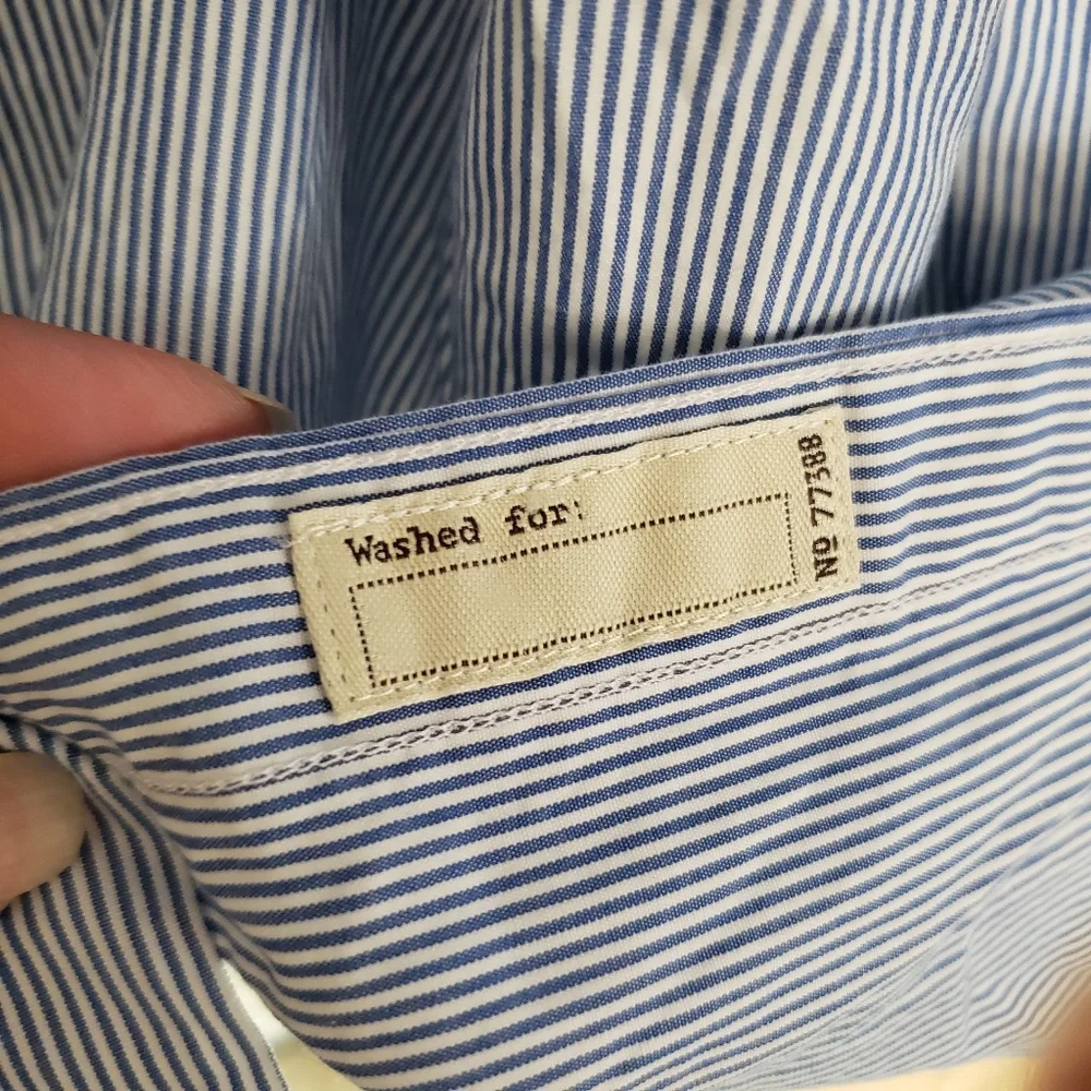 ๐SOLD๐ J. Crew Classic Blue and White Pinstripe Button Down Shirt 100% Cotton - Picture 11 of 12
